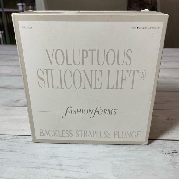 Fashion Forms Voluptuous Silicone Lift Backless Strapless Plunge B DDD - Picture 12 of 15
